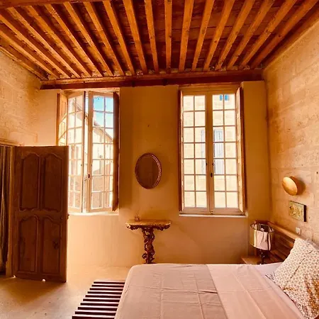 Bon Jour Uzes Apartment Exterior photo