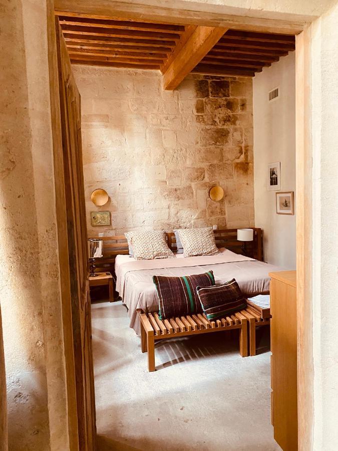 Bon Jour Apartment *