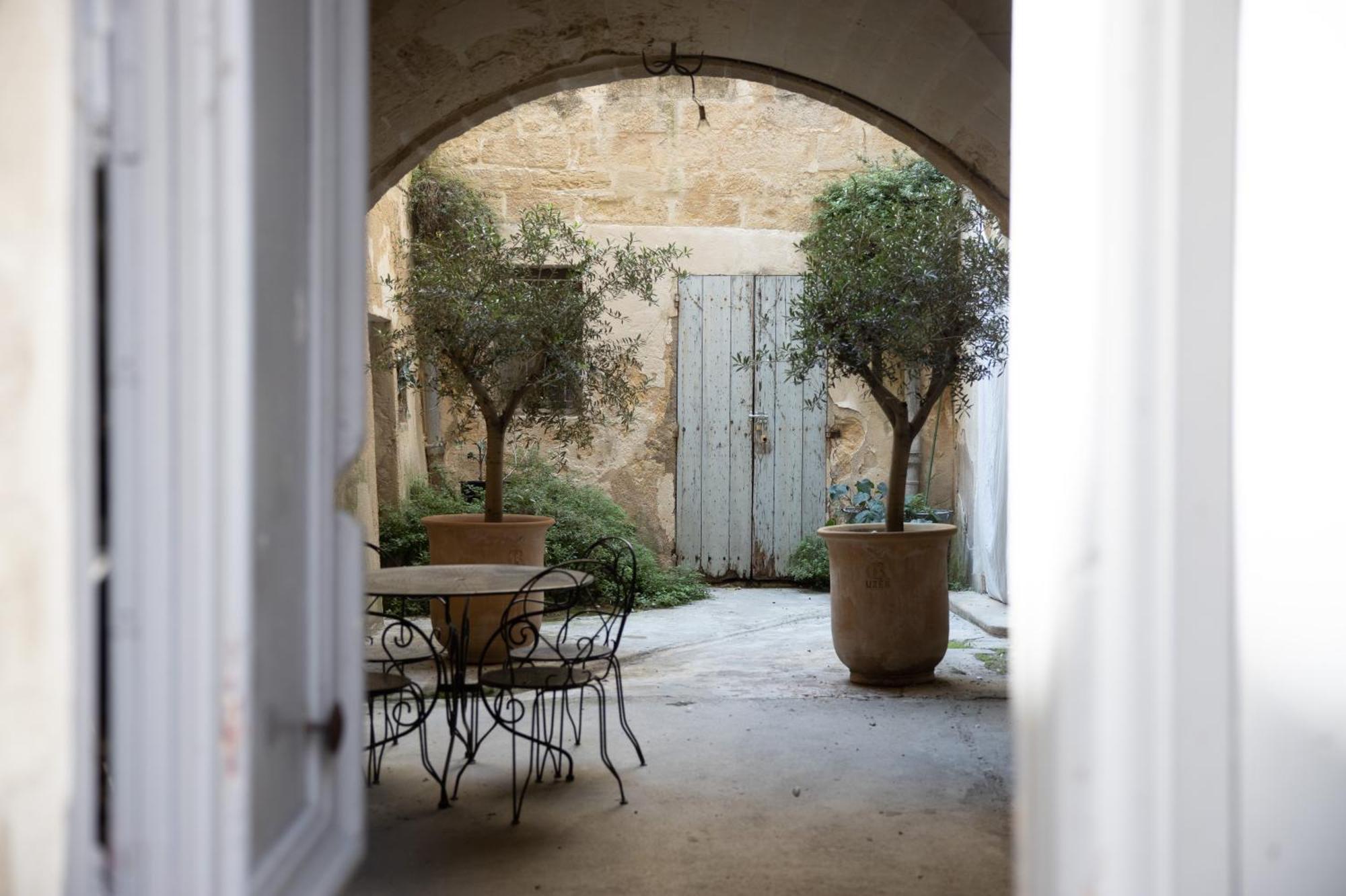 Bon Jour Apartment Uzes