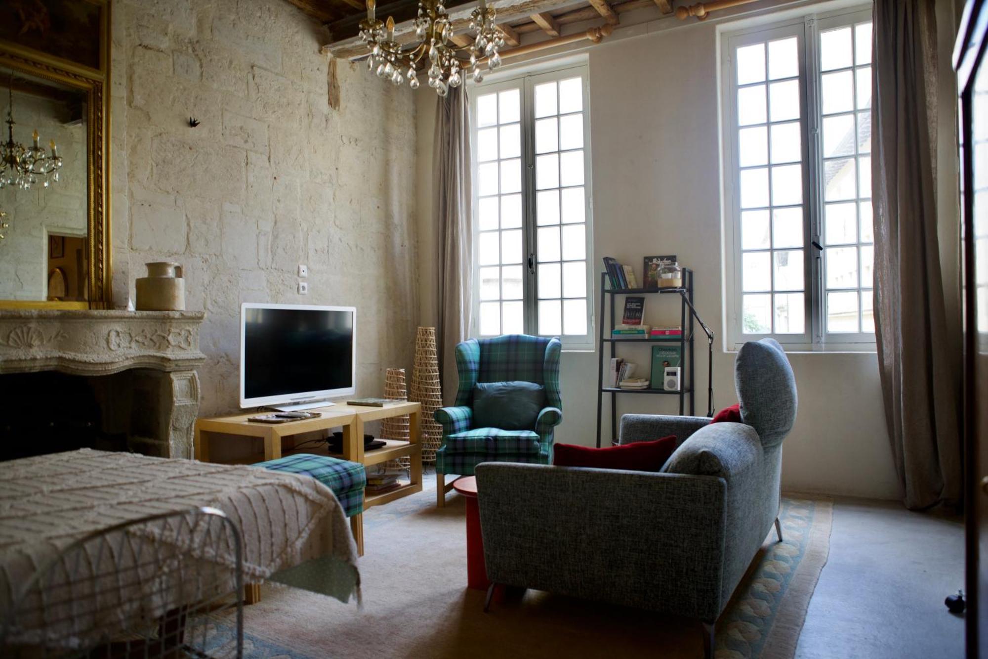 Bon Jour Apartment *